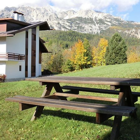 Attico Castello Apartment Cortina d'Ampezzo Exterior photo