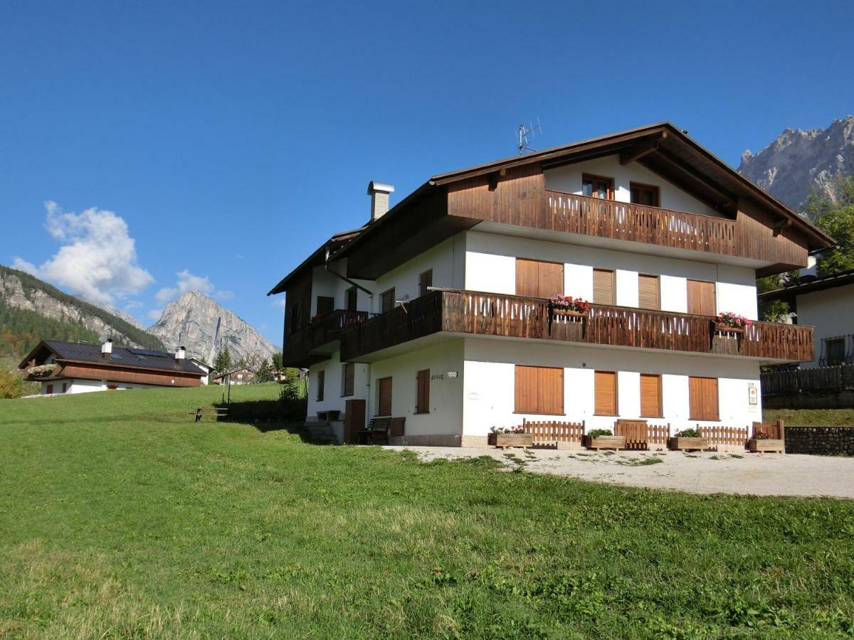 Attico Castello Apartment Cortina d'Ampezzo Exterior photo